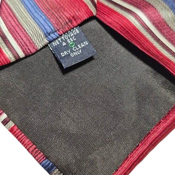 Red Blue and Grey Arrow  Necktie - Picture 3 of 3